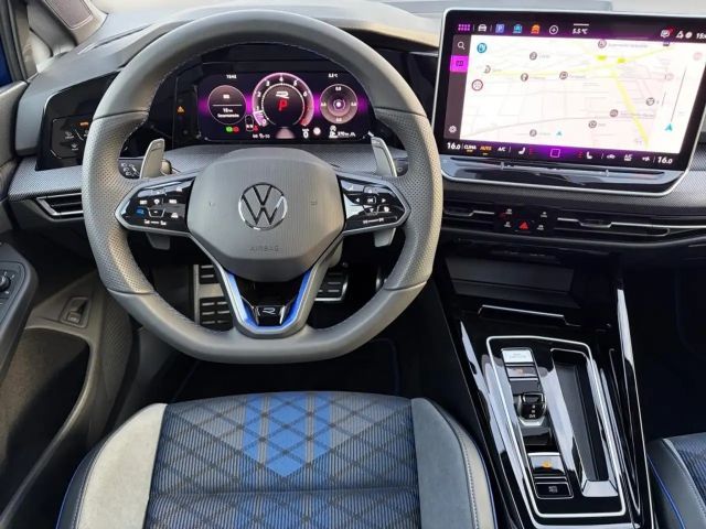 Volkswagen Golf 2.0 TSI Golf VIII Variant