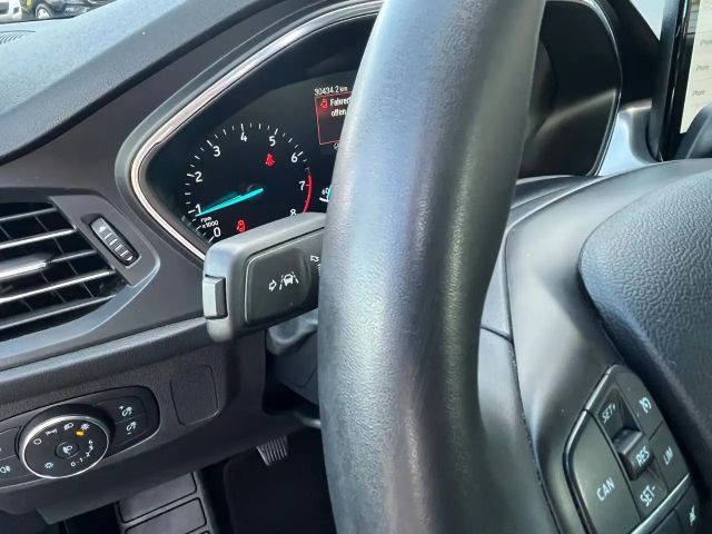 Ford Focus Titanium Wagon