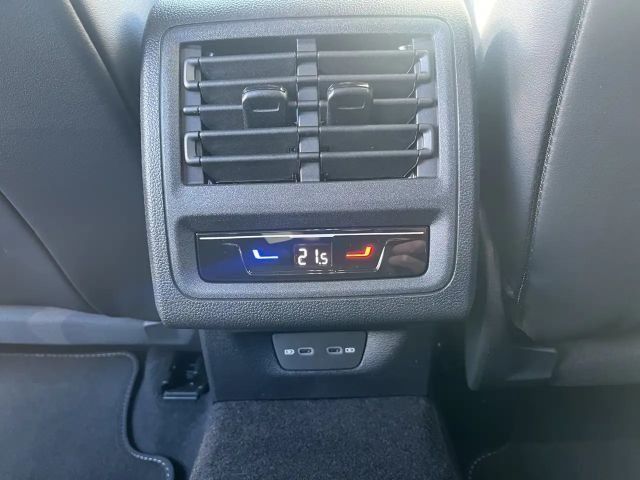 Volkswagen Golf DSG Sport