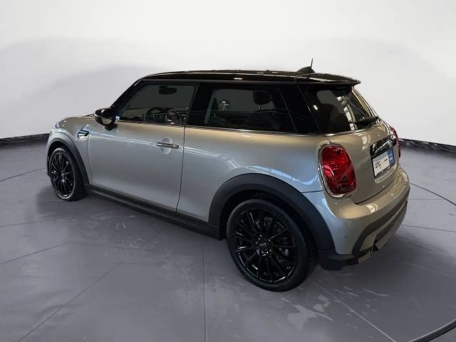 MINI Cooper Essential