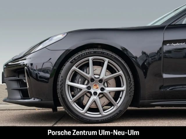 Porsche Panamera 4 E-Hybrid