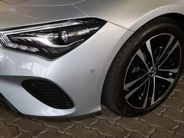 Mercedes-Benz CLA 180 Coupé