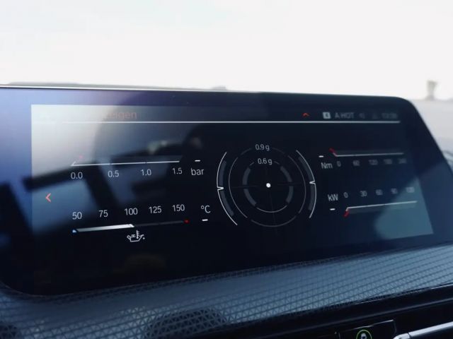 BMW 118 118i M-Sport Sedan