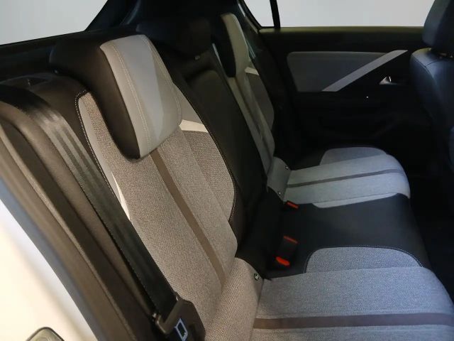 Opel Astra 1.2 Turbo Elegance Turbo