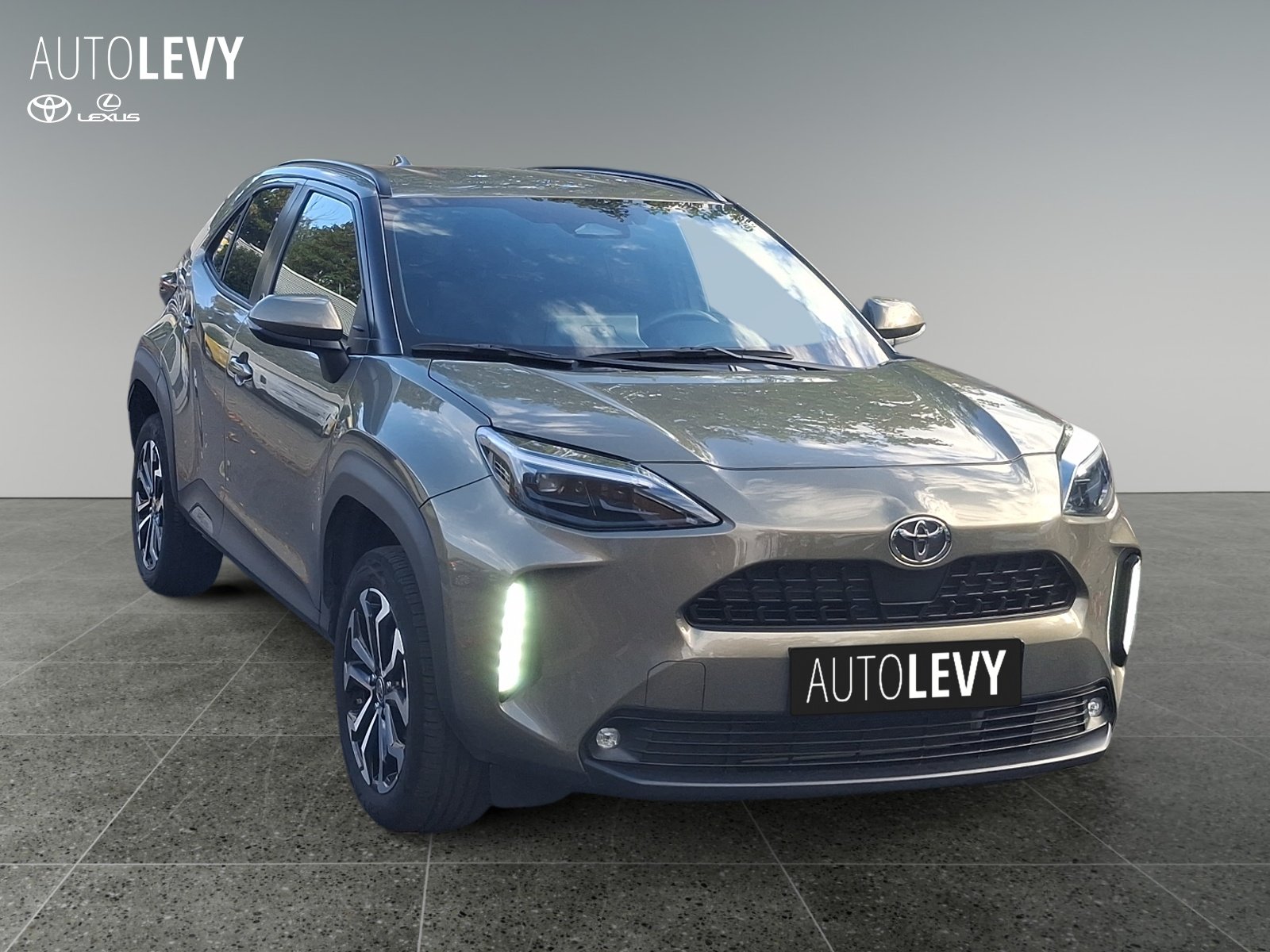 Toyota Yaris Cross 4x2 5-deurs Plus