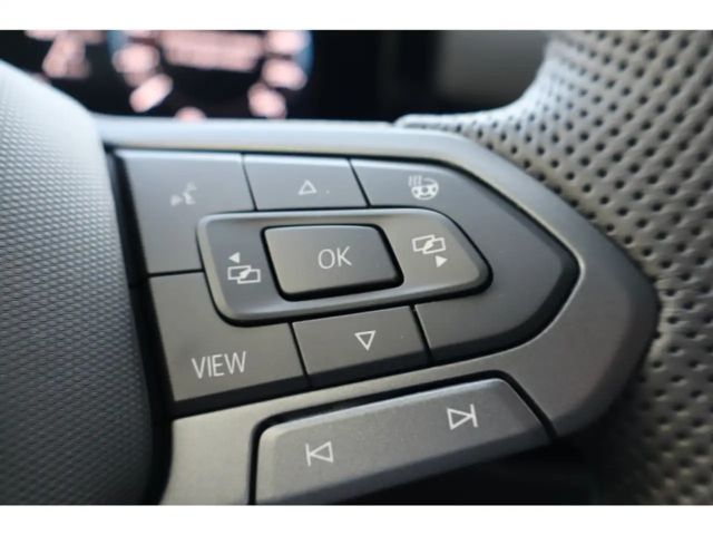 Volkswagen T-Roc 1.5 eTSI IQ.Drive R-Line Style