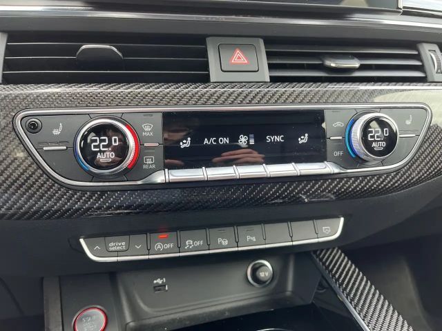 Audi RS4 PANO B&O MATRIX HUD MMI KERAMIK SHZ