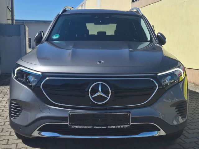 Mercedes-Benz EQB 300