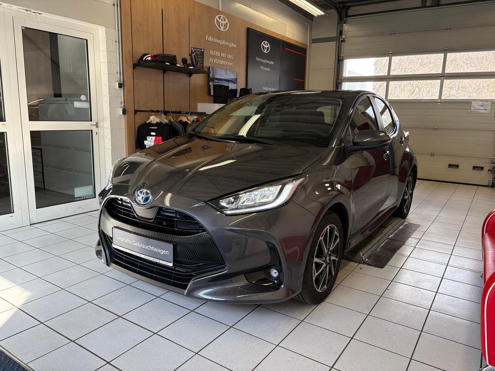 Toyota Yaris Hybride Team D