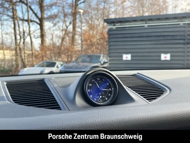 Porsche Macan Luftfederung 20-Zoll Rückfahrkamera LED