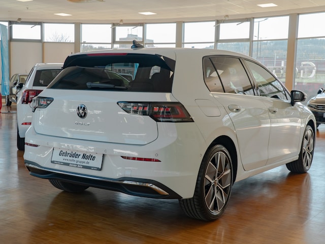 Volkswagen Golf Style