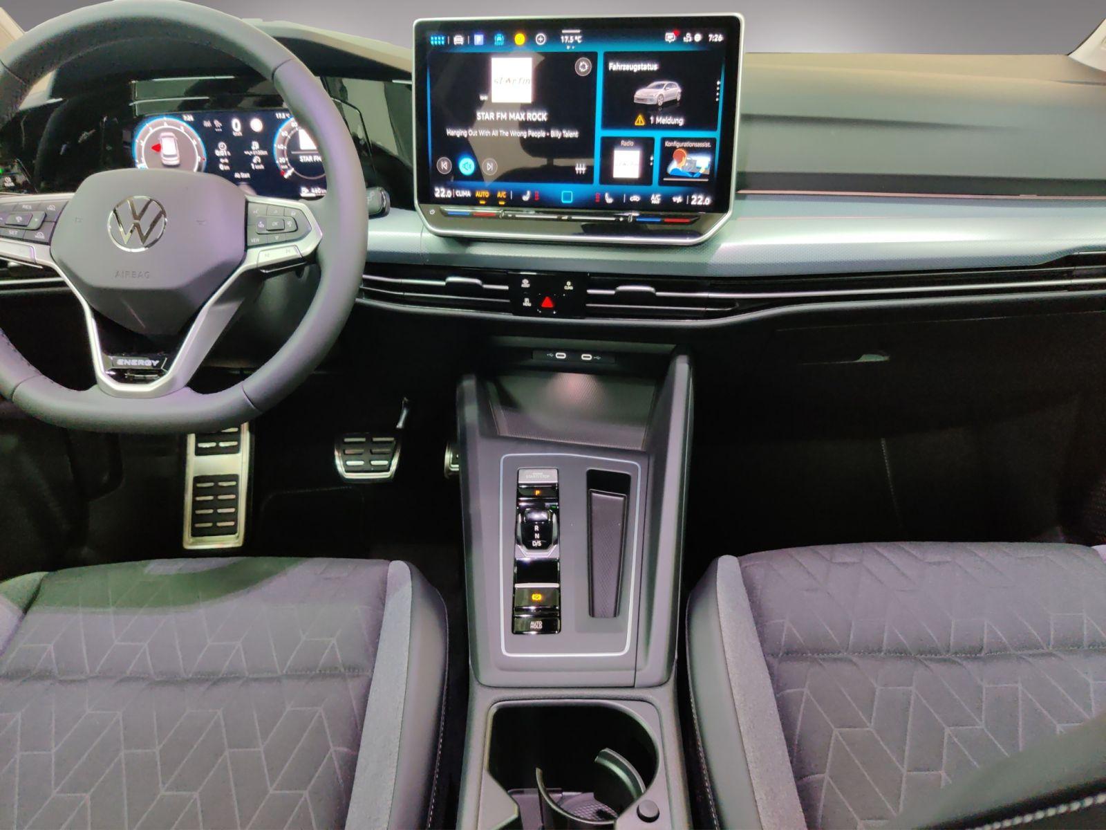 Volkswagen Golf 1.5 eTSI Life Plus