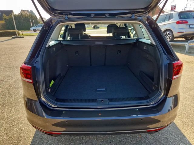 Volkswagen Passat 2.0 TDI Business DSG Variant