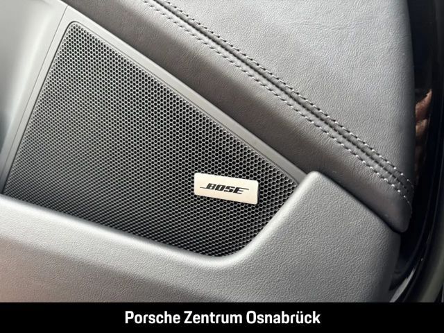 Porsche 992 4 Coupé GTS Targa