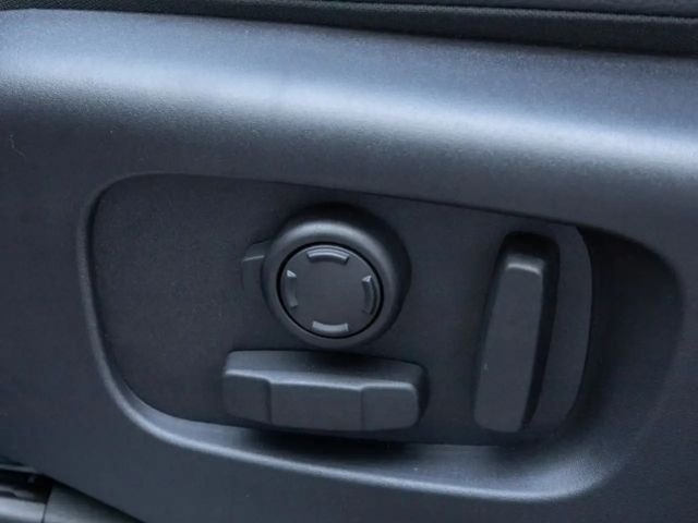 Land Rover Discovery D250 Dynamic SE