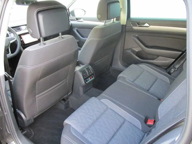 Volkswagen Passat 2.0 TDI Business DSG Variant