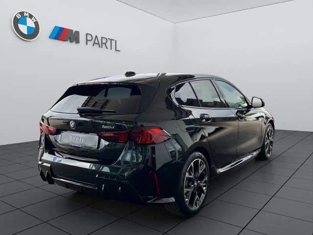 BMW 120 120d M-Sport Sedan