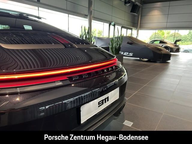 Porsche 992 Carrera Coupé