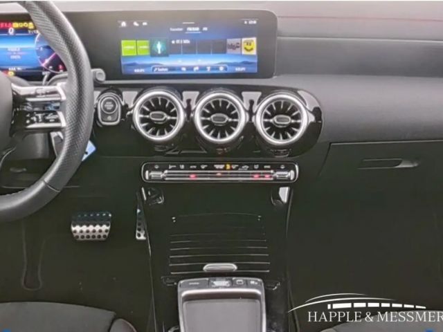 Mercedes-Benz CLA 220 AMG Line CLA 220 d Sedan