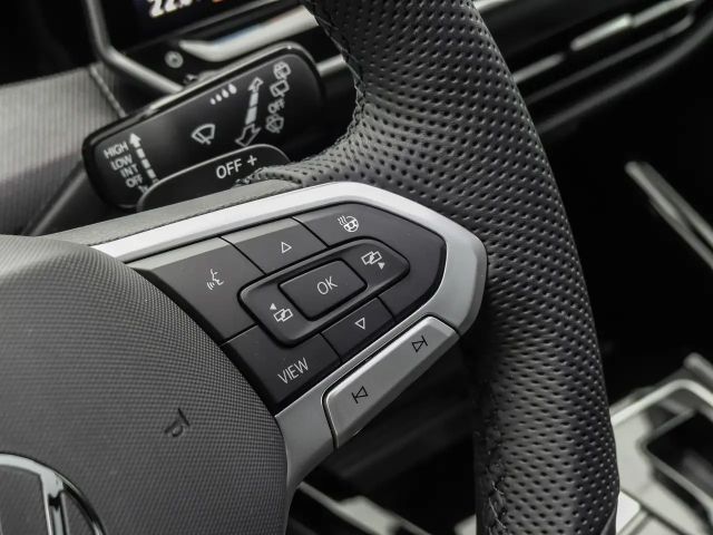 Volkswagen Golf 2.0 TSI Golf VIII Variant