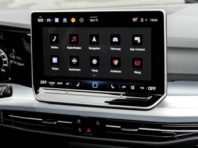 Volkswagen Golf 1.5 TSI Golf VIII