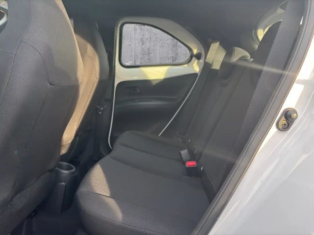 Toyota Aygo X 1.0 VVT-i Business Hatchback