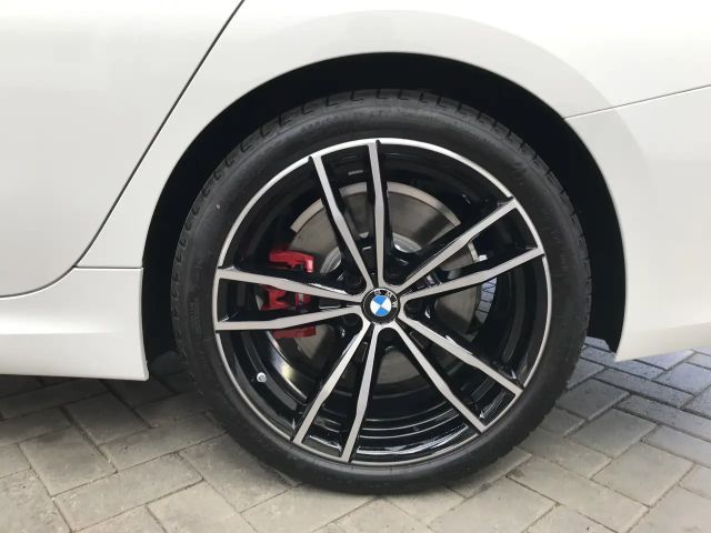 BMW 320 320d M-Sport