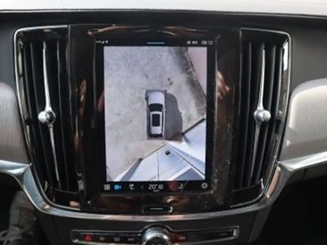 Volvo V90 Cross Country AWD Plus