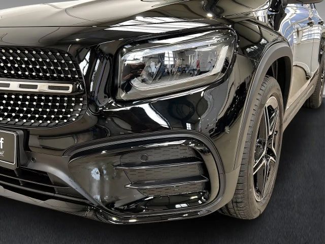 Mercedes-Benz GLB 200 AMG Line