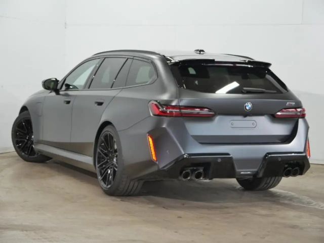 BMW M5 FROZEN DEEP GREY - BOWERS & WI