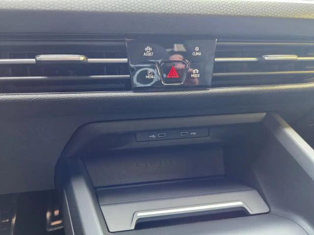 Volkswagen Golf GTE Plus eHybrid