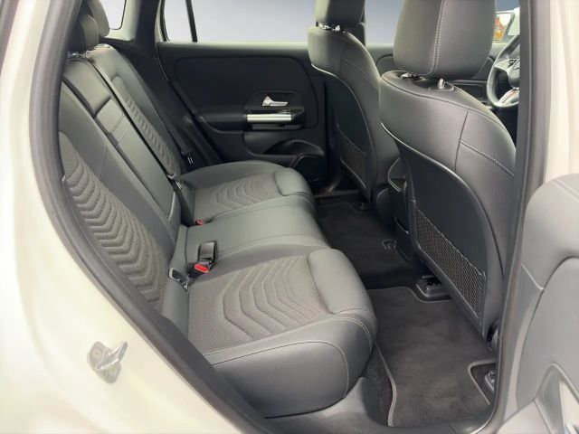 Mercedes-Benz EQA 300 Advanced Progressive