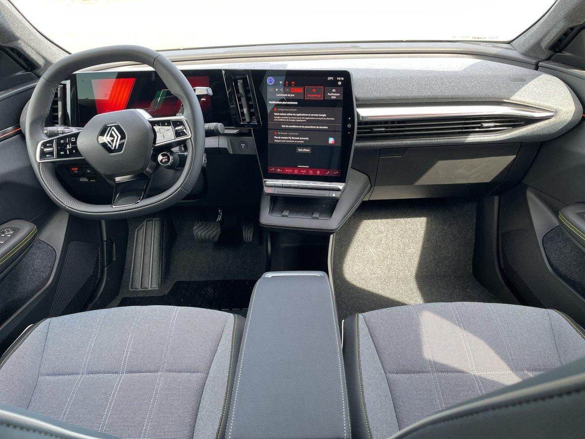 Renault Scenic E-Tech Techno