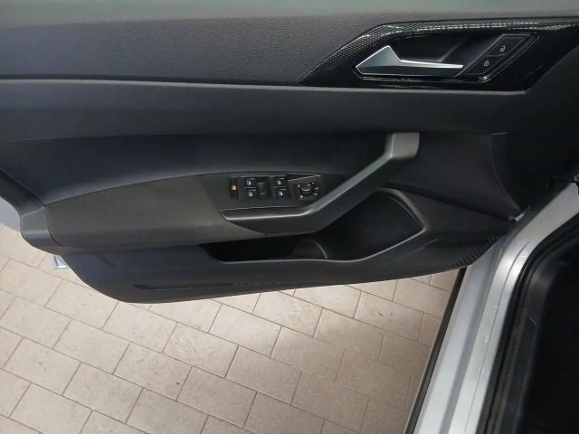 Volkswagen Taigo 1.0 TSI DSG Life