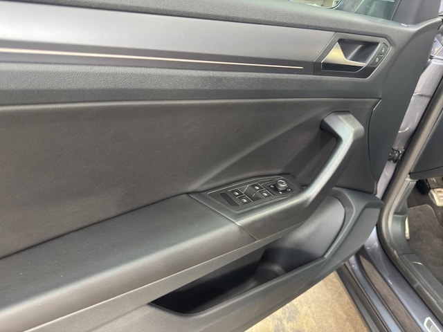 Volkswagen T-Roc 1.5 TSI Cabriolet R-Line