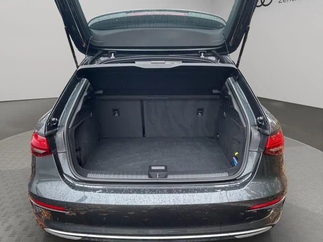 Audi A3 30 TFSI Sedan