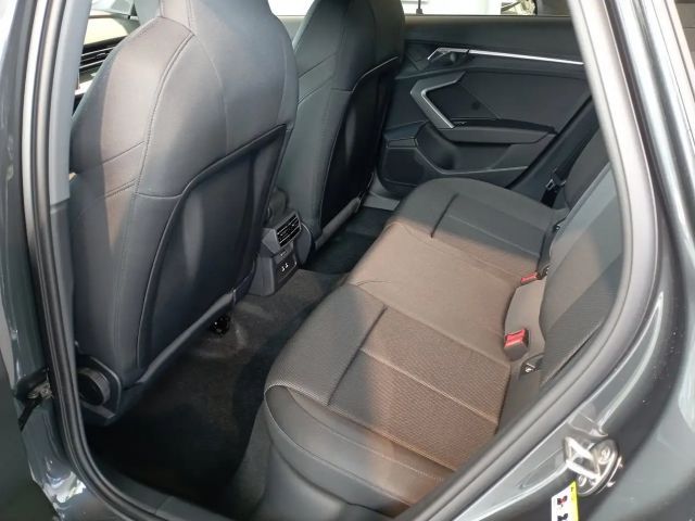 Audi A3 30 TFSI Sedan