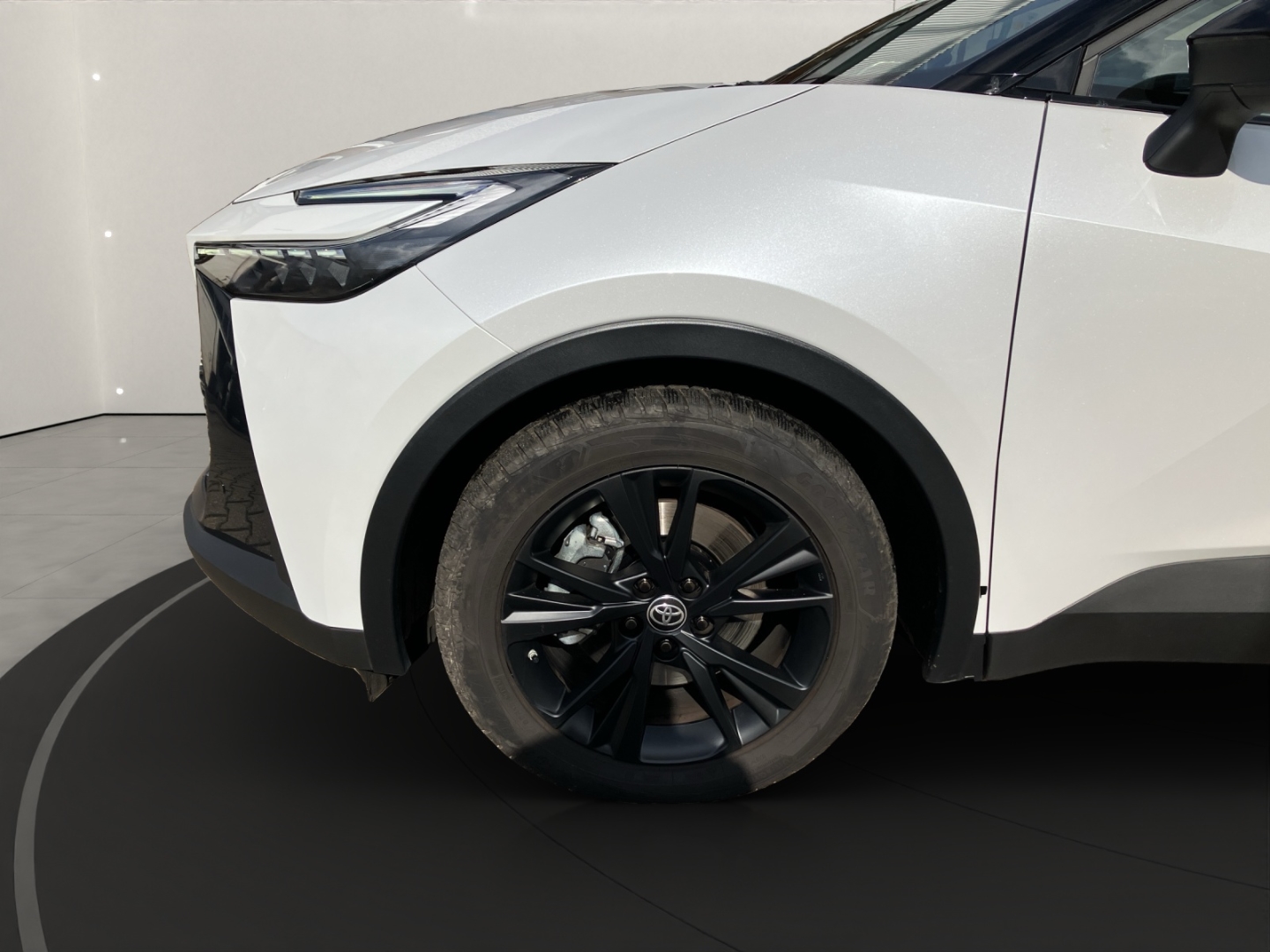 Toyota C-HR 5-deurs Lounge