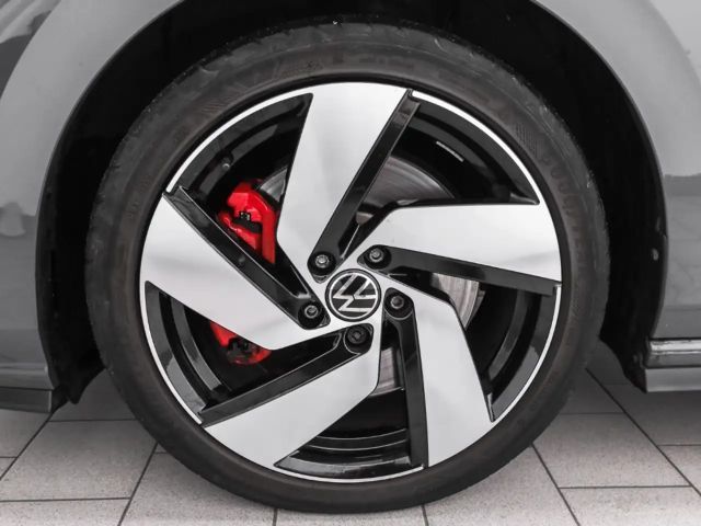 Volkswagen Golf DSG GTI