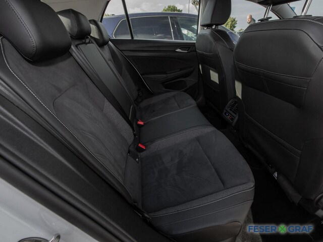 Volkswagen Golf 1.5 eTSI DSG Golf VIII Style