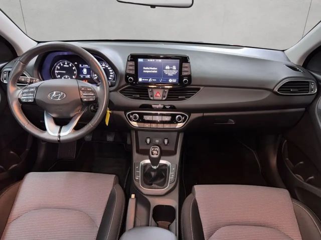Hyundai i30 1.0 Connect T-GDi