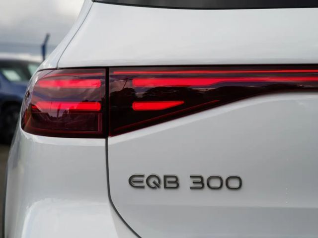 Mercedes-Benz EQB 300 4MATIC Electric Art
