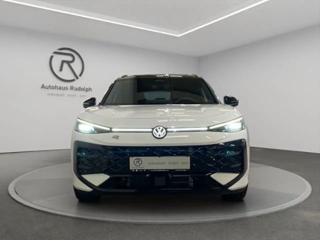 Volkswagen T-Roc 1.5 eTSI DSG R-Line