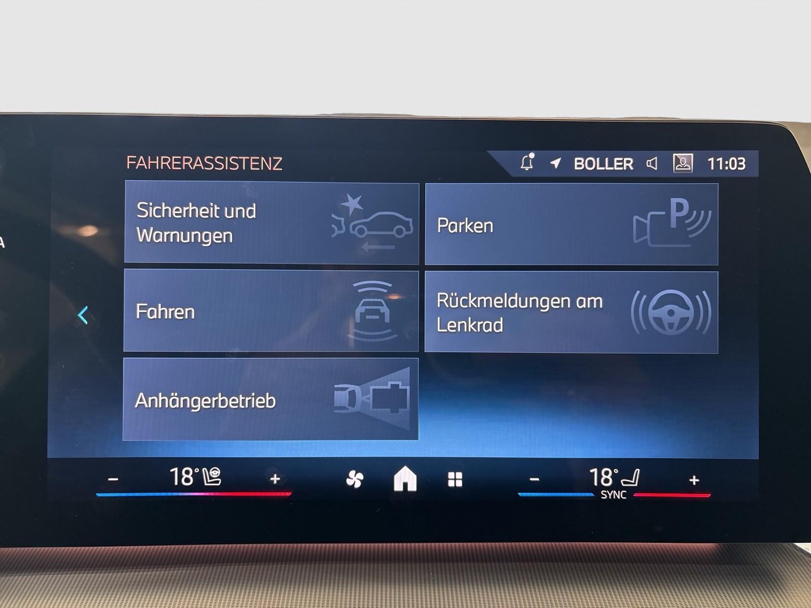 BMW 216 216i Luxury Line