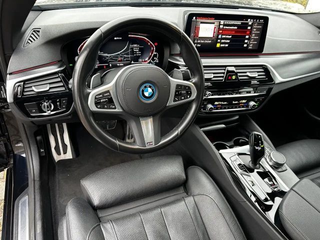 BMW 530 530e M-Sport Sedan
