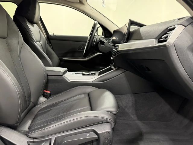 BMW 320 320e Touring