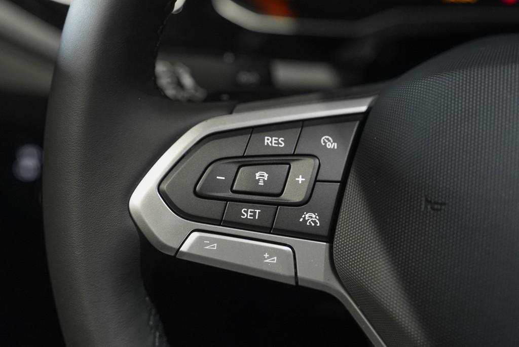 Volkswagen Polo DSG R-Line