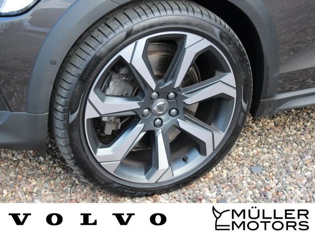 Volvo V60 AWD Ultimate