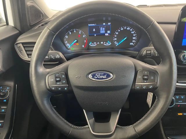 Ford Puma EcoBoost Titanium