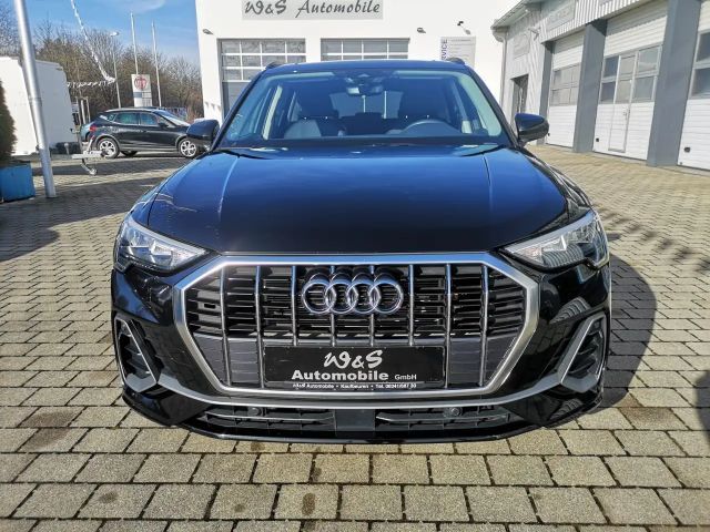 Audi Q3 1.5 TFSI S-Line